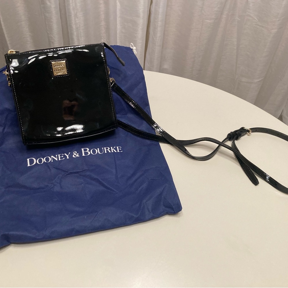 Brand New! Dooney and Bourke Patent Leather Black Crossbody Purse